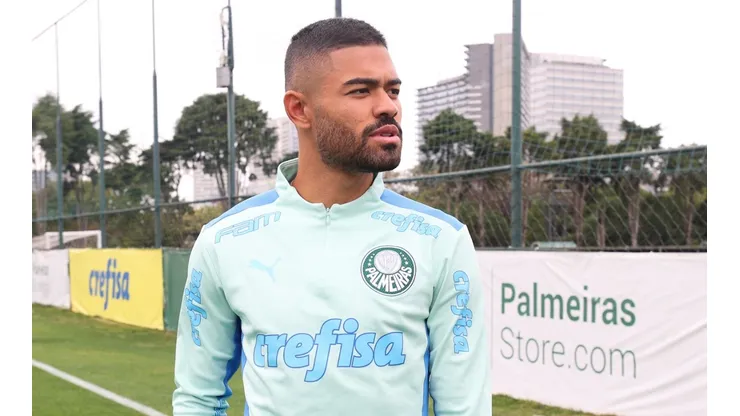 Foto: Fábio Menotti/Palmeiras - Tabata chega ao Palmeiras e foi "aconselhado" também por Murilo