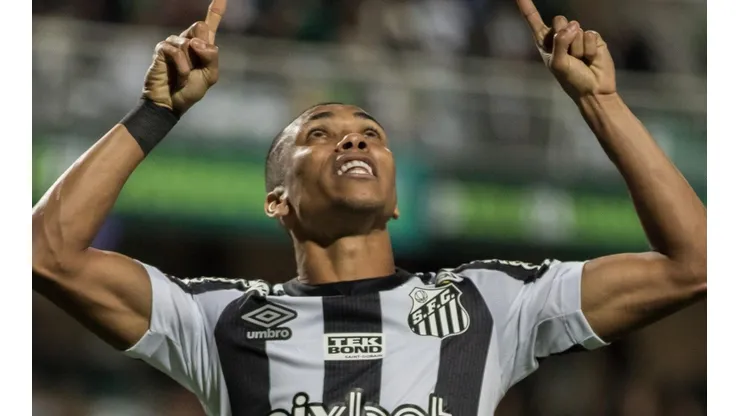 Foto: Robson Mafra/AGIF
