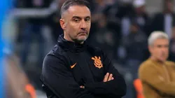 Foto: Marcello Zambrana/AGIF - Vítor Pereira vai mudar Corinthians para tentar surpreender Flamengo