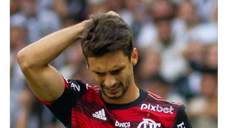 Foto: Fernando Moreno/AGIF | Flamengo decide futuro sobre Rodrigo Caio
