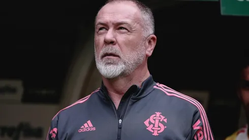 Ettore Chiereguini/AGIF - Mano Menezes pelo Internacional.