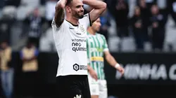 Ettore Chiereguini/AGIF - Renato Augusto tem retorno estipulado no Corinthians