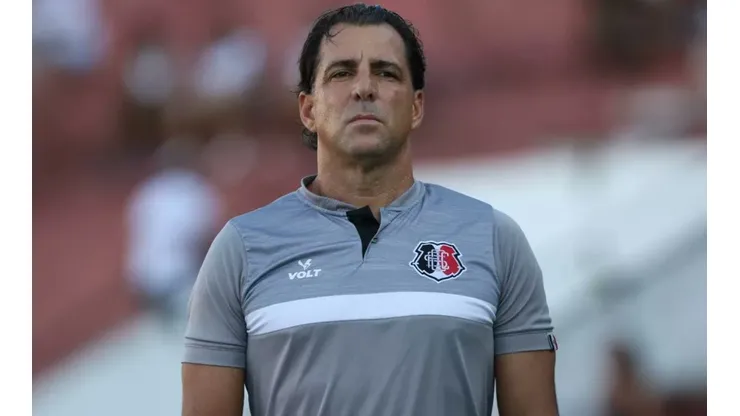 Divulgação. Martelotte cumpre sua 5ª passagem pela equipe coral