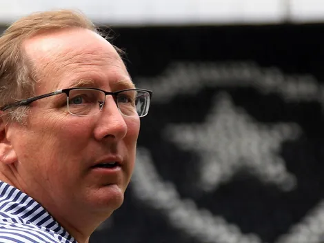 Diretoria do Olympiacos faz exigência de última hora para liberar Tiquinho Soares ao Botafogo