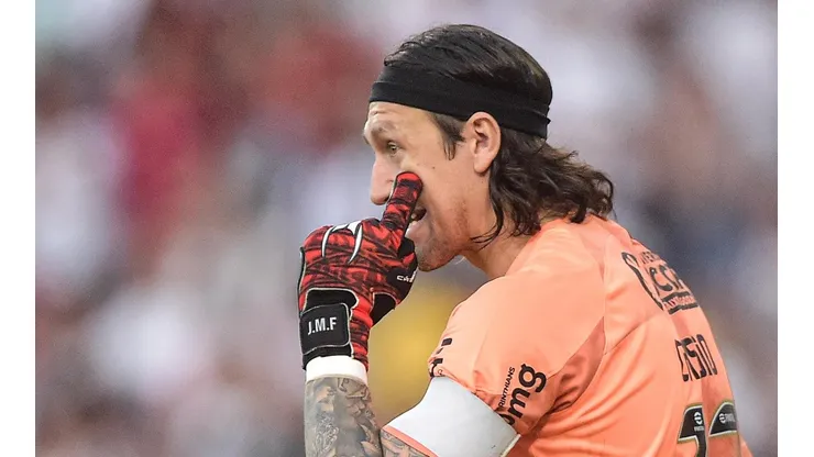 “Uma série de situações”; Cássio se posiciona após derrota para o Fla e manda recado