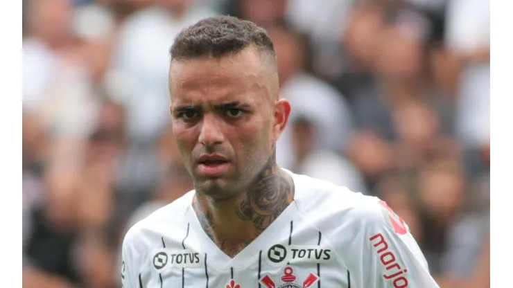Foto: Marcello Zambrana/AGIF | Luan fecha negócio com o Santos e +1 entra em pauta