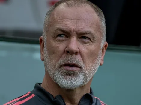 “Está encaminhado”: Carlos Brazil volta atrás e Vasco acerta com atacante fora dos planos de Mano Menezes