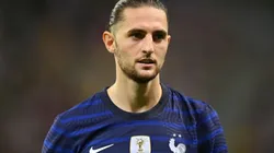 Foto: Justin Setterfield/Getty Images - Adrien Rabiot é pretendido por Klopp no Liverpool junto de promessa do Santos