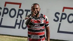 Foto: Paulo Paiva/AGIF | Chiquinho destacou que o Santa Cruz deve manter foco no acesso