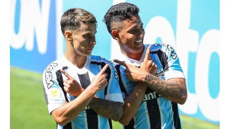 Foto: Pedro H. Tesch/AGIF - Lesionado, o jovem ainda vai demorar para voltar aos gramados