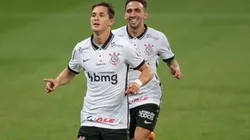 Marcello Zambrana/AGIF - Vital e mais cinco podem deixar o Corinthians