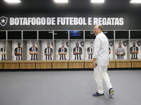 "Lá eu mudei tudo, não havia nada..."; Estratégia botafoguense é alterada e Textor admite surpresas no Clube