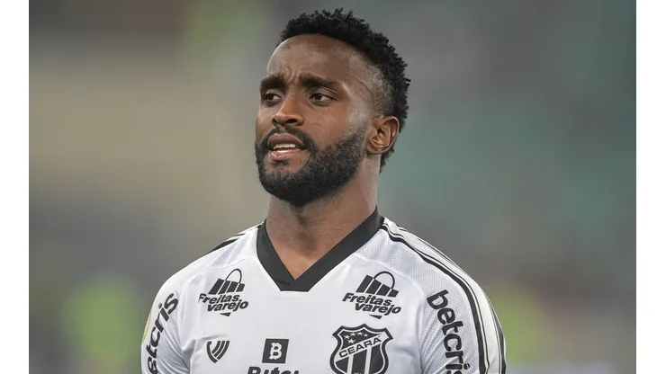Foto: Thiago Ribeiro/AGIF - Mendoza é ausência de relacionados do Ceará contra o São Paulo