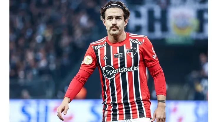 Foto: Marcello Zambrana/AGIF - Gabriel Neves tem contrato com o São Paulo até o fim do ano
