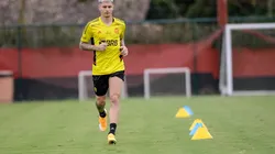 Flickr Oficial do time: Marcelo Cortes/Flickr Oficial Flamengo - Guillermo Varela foi anunciado pelo Flamengo