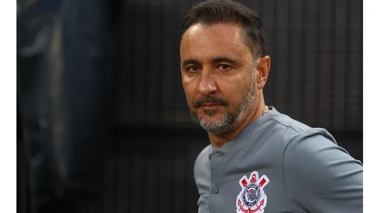 Vítor Pereira abre o jogo sobre situação que ocorreu na semana pelo Corinthians