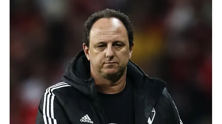 Pedro H. Tesch/AGIF. Com elenco reduzido por conta de lesões, Rogério Ceni 'apressa' convocação de joias da base