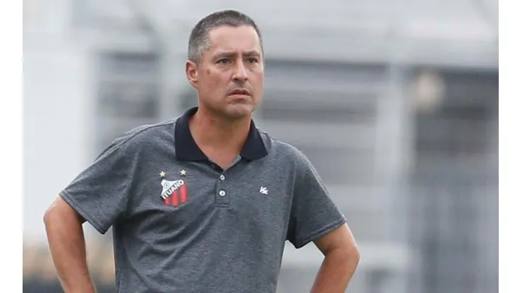 Divulgação/Ituano FC. Carlos Pimentel assumiu o comando do Galo de Itu há três semanas