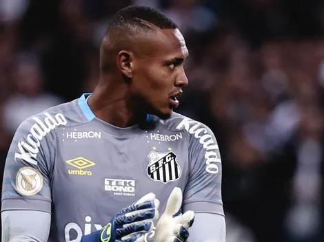 “É uma situação difícil”: titular de Lisca sai em defesa de John e pede a permanência