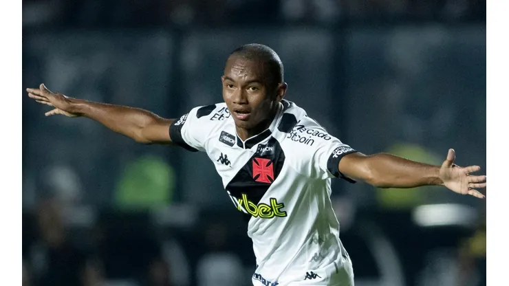 Foto: Jorge Rodrigues/AGIF | Contrato de Eguinaldo no Vasco é exposto