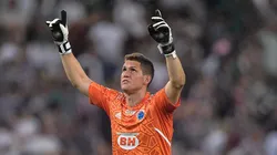 Foto: Thiago Ribeiro/AGIF - Torcida do Cruzeiro não para em Rafael Cabral e cobra permanência de trio