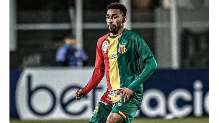 Reprodução/Twitter. Mateusinho foi procurado por quatro clubes da Série A