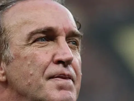 Vasco vê Cuca dizer 'sim' e acerta com atacante do Galo até o fim da Série B