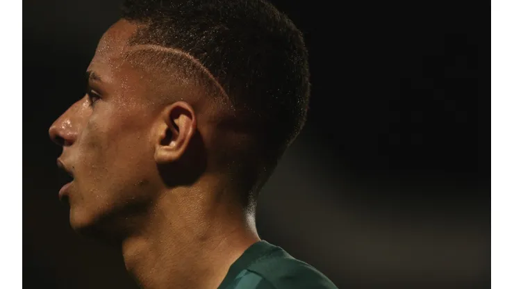 Foto: Ettore Chiereguini/AGIF - Giovani foi autor de um golaço no Sub-20 do Palmeiras nesta quarta-feira