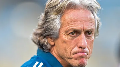 Thiago Ribeiro/AGIF - Jorge Jesus é aloprado por torcida do Corinthians