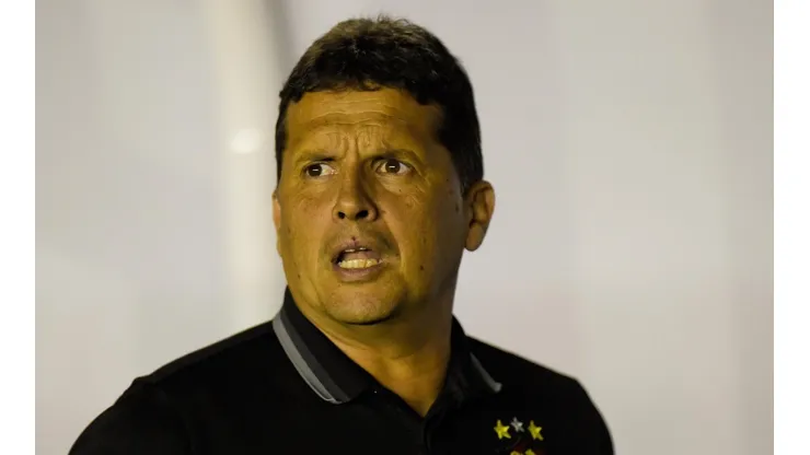 Foto: Thiago Ribeiro/AGIF - Claudinei Oliveira terá Sport diferente para partida contra Guarani