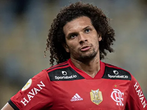 Arão tem falha clamorosa no Fenerbahçe e lance repercute