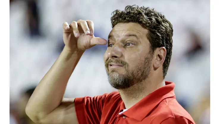 Rafael Vieira/AGIF - Elano, treinador do Timbu.