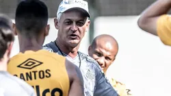 Foto: Ivan Storti/Santos FC - Lisca comandou atividade em que não contou com 4 dos principais zagueiros do elenco
