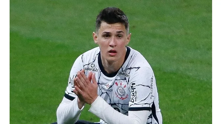 (Photo by Miguel Schincariol/Getty Images) - Vital estava no Panathinaikos, mas retornou ao Corinthians.