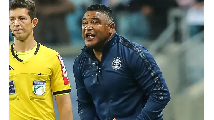Com ‘ok’ de Roger, Grêmio pode dar chapéu no Sport por contratação (Foto: Pedro H. Tesch/AGIF)