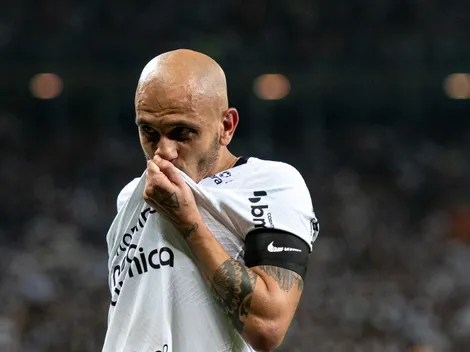 “Ninguém acreditava que o Corinthians…”; Fábio Santos expõe briga pelo título