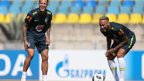 Lucas Figueiredo/CBF - Neymar e Coutinho somam mais de metade dos gastos do Barcelona com brasileiros