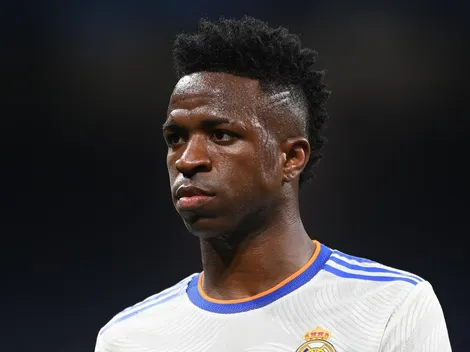 "Joga mais que o Vini"; comentarista de rádio do RS se encanta com titular do Palmeiras e pede atacante na Seleção