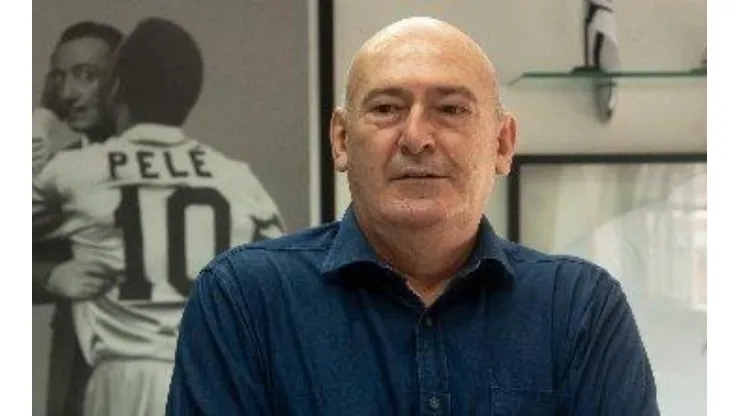 Reprodução/Twitter. Andrés Rueda responde investidas de rival por goleiro