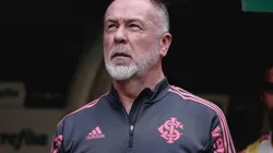 Foto: Ettore Chiereguini/AGIF - Mano Menezes: treinador garantiu titularidade de atacante do Inter