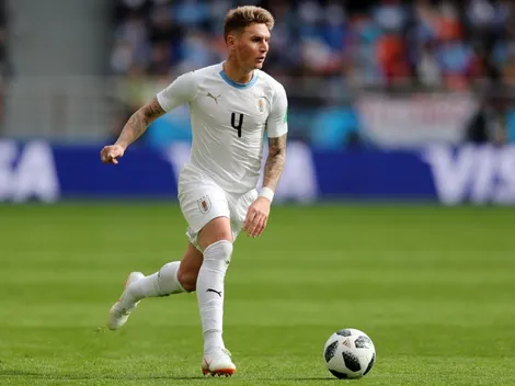 "Seguindo as modas do..."; Web comemora atualização sobre Varela na Rússia e compara com craque do Fla