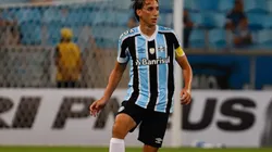 Foto: Maxi Franzoi/AGIF - Geromel saiu de campo no intervalo contra a Ponte Preta