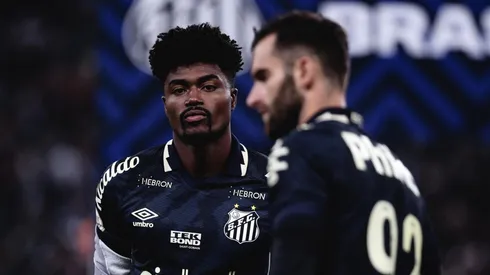 Foto: Ettore Chiereguini/AGIF – Lisca faz mudança e propõe reestreia de zagueiro ao lado de Eduardo Bauermann