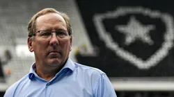 Thiago Ribeiro/AGIF/ "Não vai à lugar algum"; Textor fala sobre futuro de Castro e novos reforços para o Botafogo.