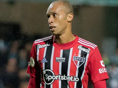 "O derrotado sempre..."; Miranda não se cala sobre polêmica entre SPFC e Palmeiras