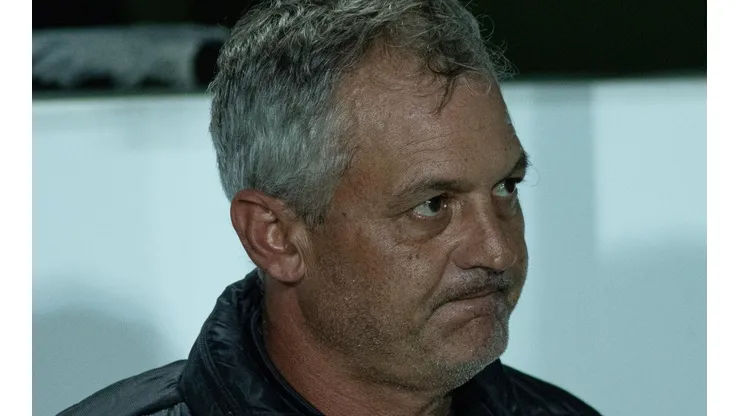 “Deveria ser banido...”; Sport faz jogo duro e Lisca pode não estrear