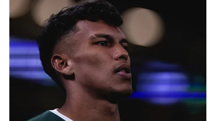 Gabriel Veron segue decepcionando desde que saiu do Palmeiras.