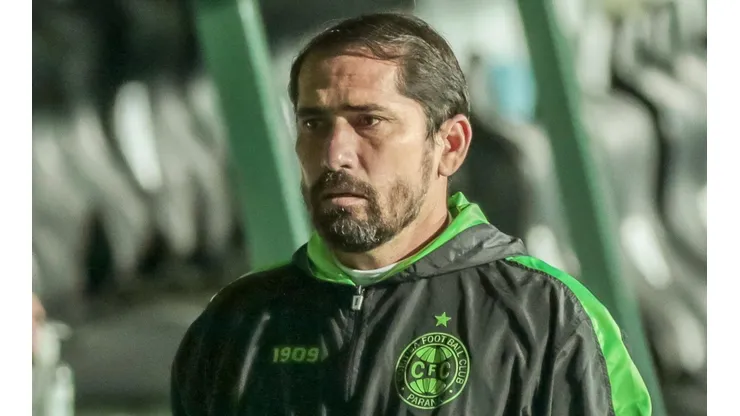 Foto: Robson Mafra/AGIF - Morínigo, técnico do Coritiba, falou sobre o ocorrido.