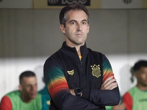 Reforço na área! Léo Condé vai ao mercado e Sampaio acerta com ex-Bahia