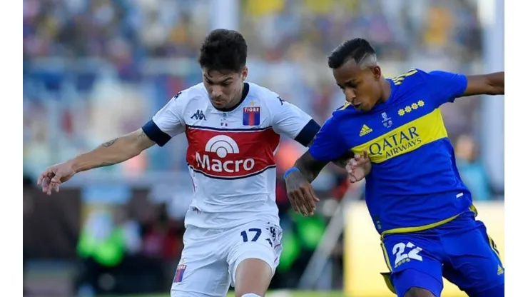 Foto: Hernan Cortez/Getty Images - Blondel (à esquerda) está próximo, mas Santos também busca mais um LD